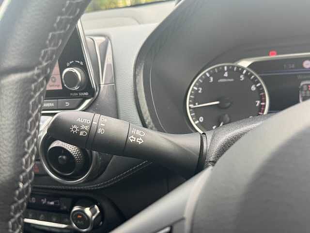 Nissan Juke 1.0 DiG-T 114 Tekna 5dr