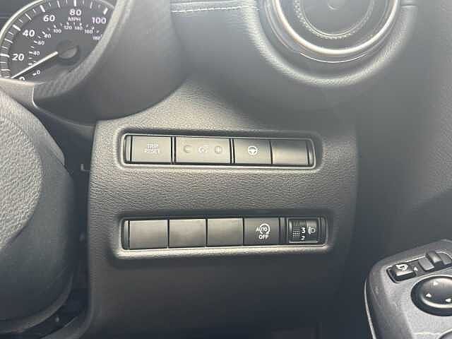 Nissan Juke 1.0 DiG-T 114 Tekna 5dr