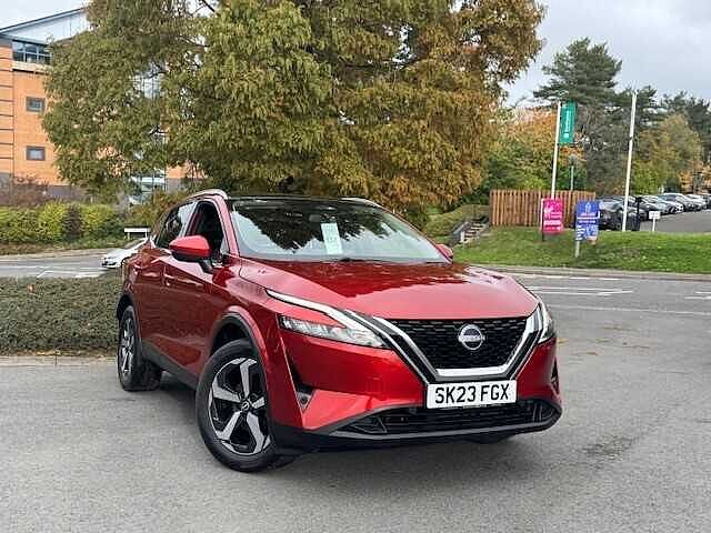 Nissan Qashqai 1.3 DiG-T MH N-Connecta 5dr