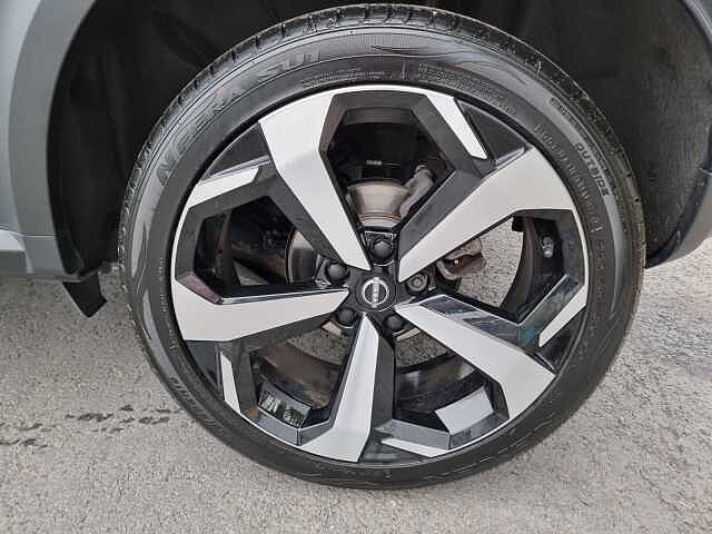 Nissan Juke 1.0 DiG-T 114 Tekna 5dr