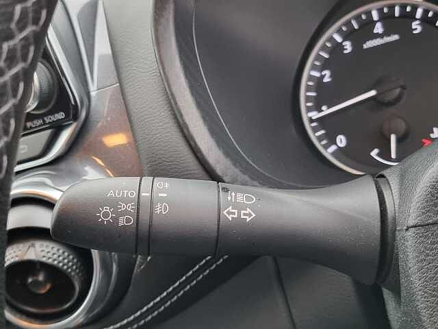 Nissan Juke 1.0 DiG-T 114 Tekna 5dr