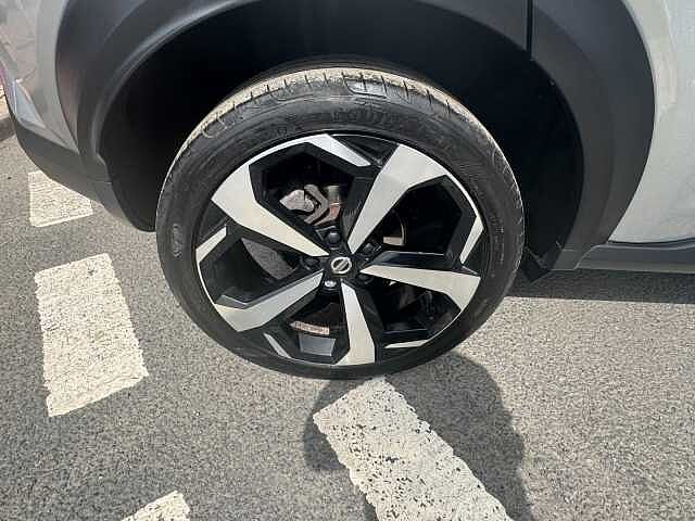 Nissan Juke 1.0 DiG-T 114 Tekna 5dr