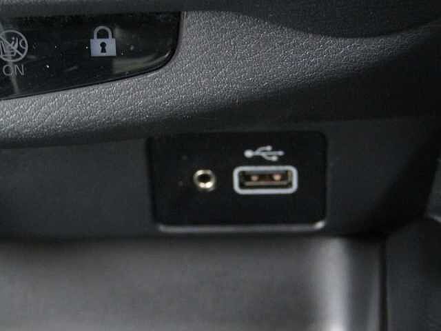 Nissan Juke 1.0 DiG-T 114 N-Connecta 5dr DCT