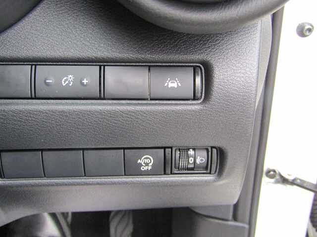 Nissan Juke 1.0 DiG-T 114 N-Connecta 5dr DCT