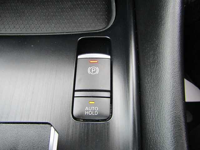 Nissan Qashqai 1.3 DiG-T MH 158 N-Connecta 5dr Xtronic