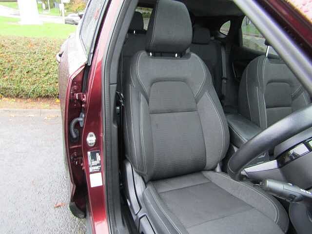 Nissan Qashqai 1.3 DiG-T MH 158 N-Connecta 5dr Xtronic