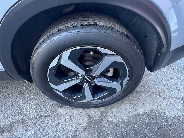 Nissan Qashqai 1.3 DiG-T MH 158 N-Connecta 5dr Xtronic