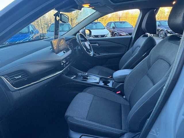 Nissan Qashqai 1.3 DiG-T MH 158 N-Connecta 5dr Xtronic