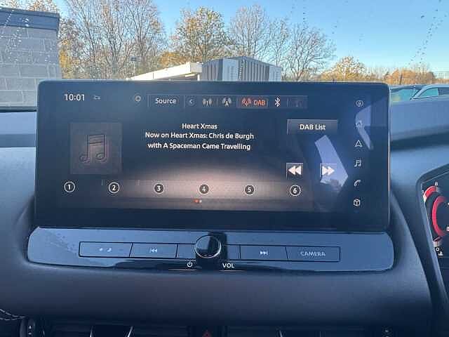 Nissan Qashqai 1.3 DiG-T MH 158 N-Connecta 5dr Xtronic