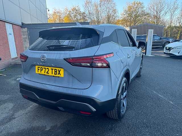 Nissan Qashqai 1.3 DiG-T MH 158 N-Connecta 5dr Xtronic