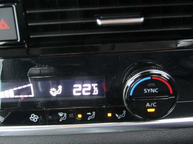 Nissan Qashqai 1.3 DiG-T MH N-Connecta 5dr