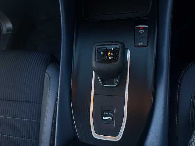 Nissan Qashqai 1.3 DiG-T MH 158 Tekna 5dr Xtronic