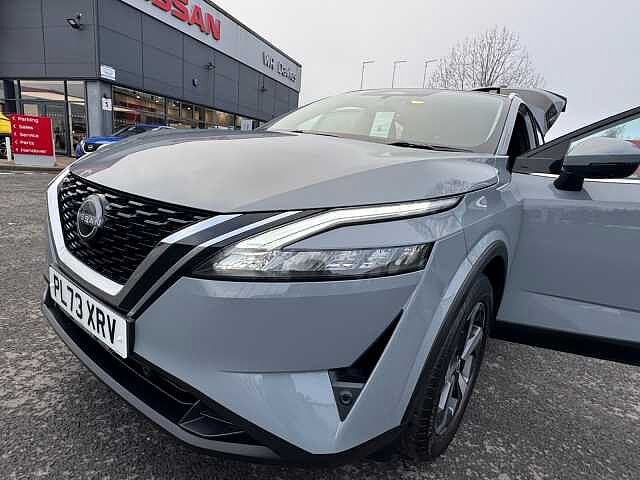 Nissan Qashqai 1.3 DiG-T MH N-Connecta 5dr