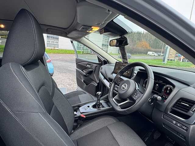 Nissan Qashqai 1.3 DiG-T MH N-Connecta 5dr