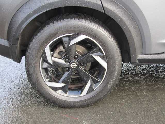 Nissan Juke 1.0 DiG-T 114 N-Connecta 5dr DCT