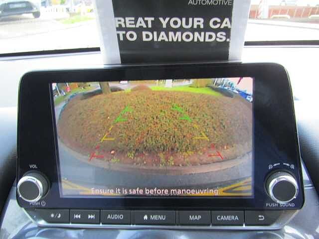 Nissan Juke 1.0 DiG-T 114 N-Connecta 5dr DCT