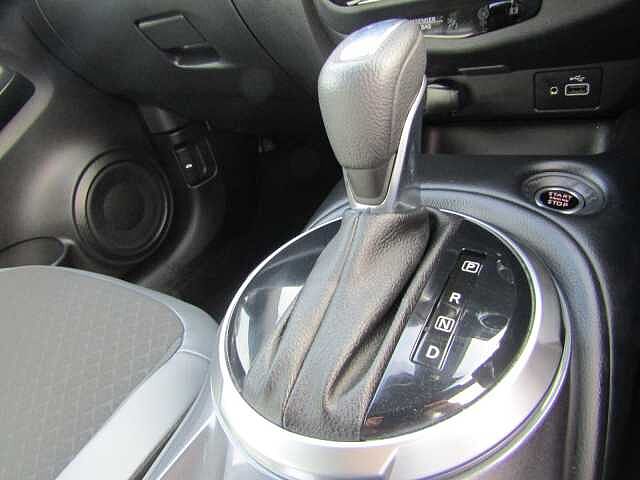 Nissan Juke 1.0 DiG-T 114 N-Connecta 5dr DCT