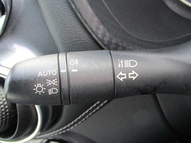 Nissan Juke 1.0 DiG-T 114 N-Connecta 5dr DCT