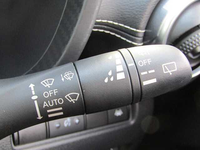 Nissan Juke 1.0 DiG-T 114 N-Connecta 5dr DCT