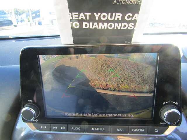 Nissan Juke 1.0 DiG-T 114 N-Connecta 5dr DCT