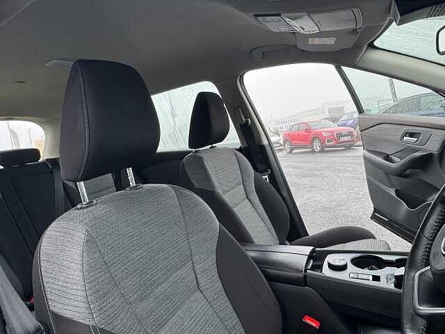 Nissan X-trail 1.5 E-Power E-4orce 213 Acenta Premium 5dr Auto