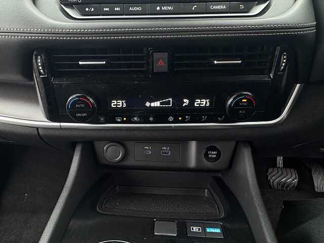 Nissan X-trail 1.5 E-Power E-4orce 213 Acenta Premium 5dr Auto