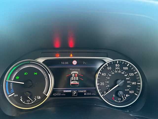Nissan Juke 1.6 Hybrid Tekna 5dr Auto