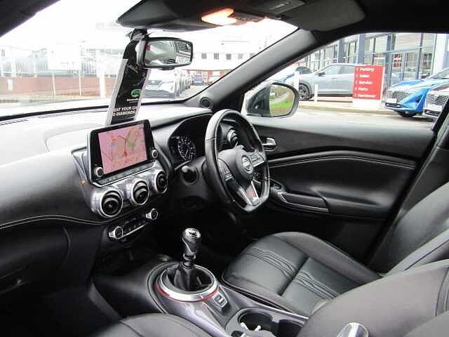 Nissan Juke 1.0 DiG-T 114 Tekna 5dr