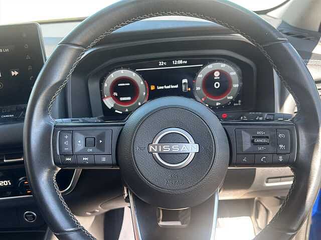Nissan Qashqai 1.3 DiG-T MH N-Connecta 5dr