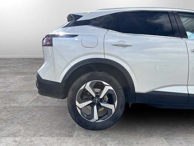 Nissan Qashqai 1.3 DiG-T MH N-Connecta 5dr