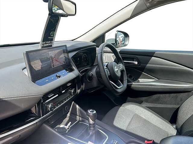 Nissan Qashqai 1.3 DiG-T MH N-Connecta 5dr