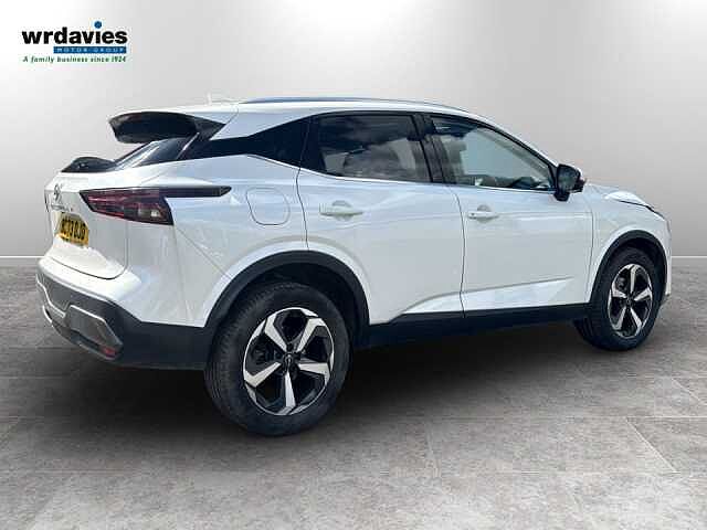 Nissan Qashqai 1.3 DiG-T MH N-Connecta 5dr