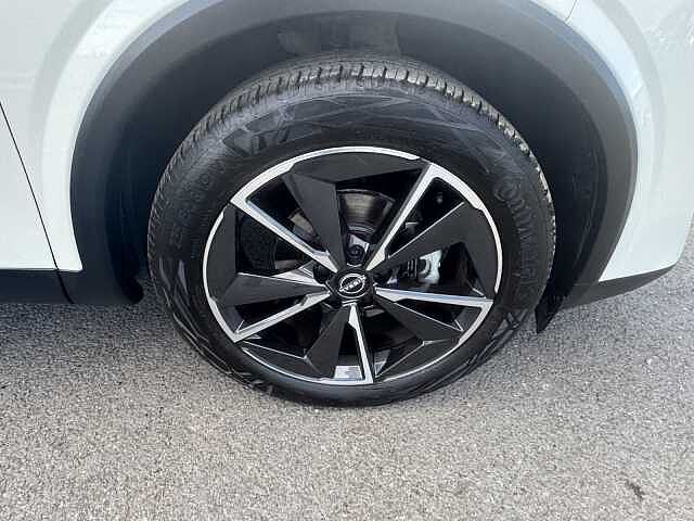 Nissan Qashqai 1.3 DiG-T MH Tekna 5dr