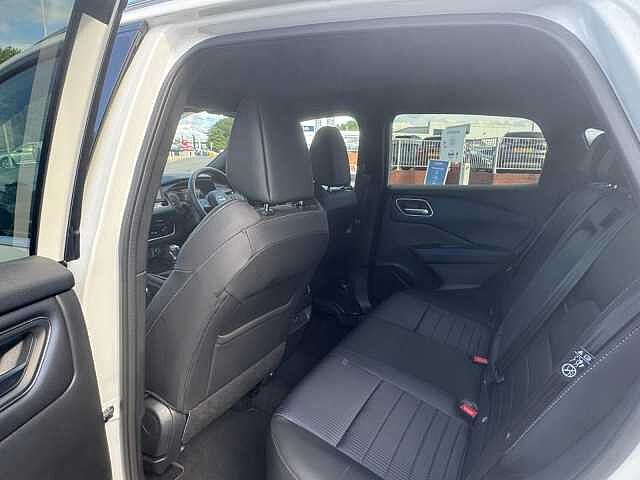 Nissan Qashqai 1.3 DiG-T MH Tekna 5dr