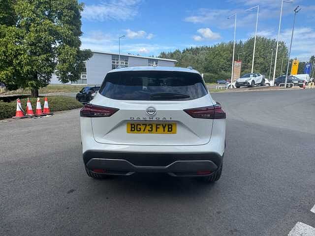 Nissan Qashqai 1.3 DiG-T MH Tekna 5dr