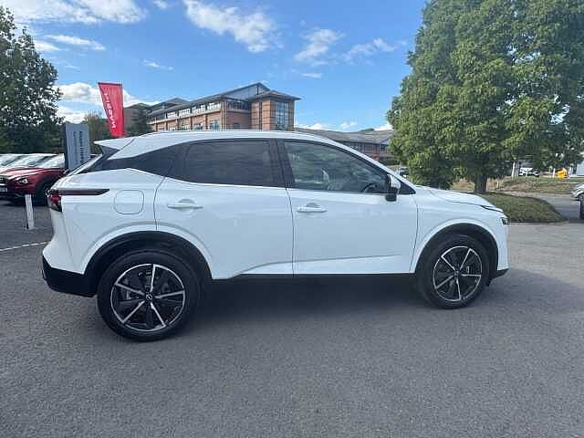 Nissan Qashqai 1.3 DiG-T MH Tekna 5dr