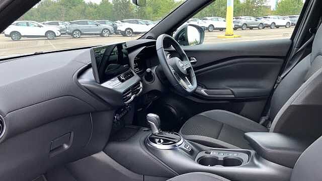 Nissan Juke 1.6 Hybrid N-Connecta 5dr Auto