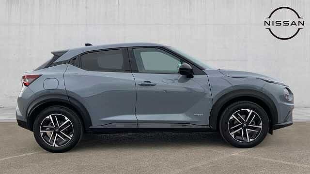 Nissan Juke 1.6 Hybrid N-Connecta 5dr Auto