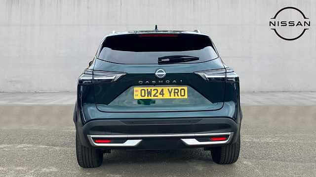 Nissan Qashqai 1.3 DiG-T MH N-Connecta 5dr